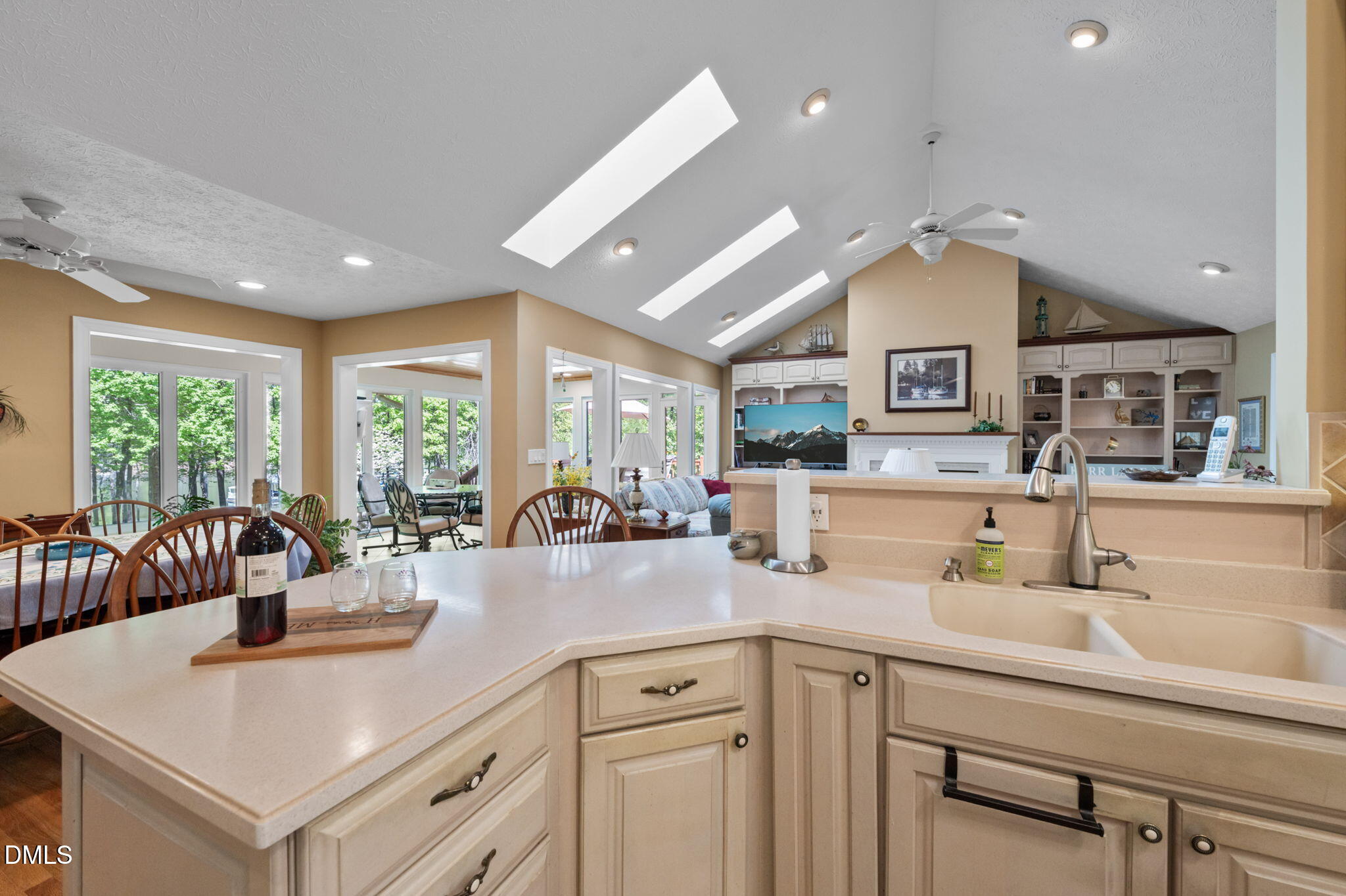 552 Oak Run
