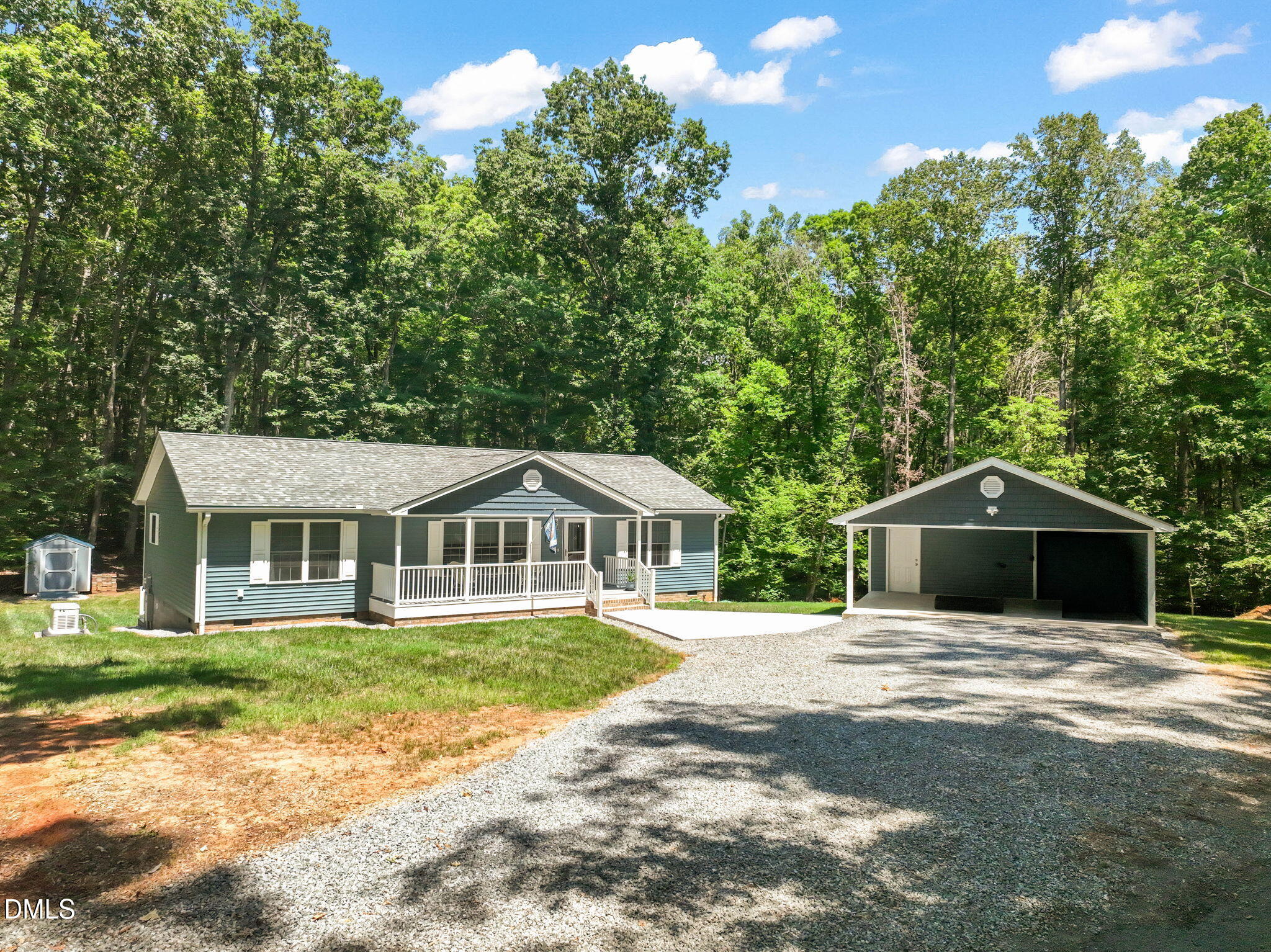 35 Hollyfield Court