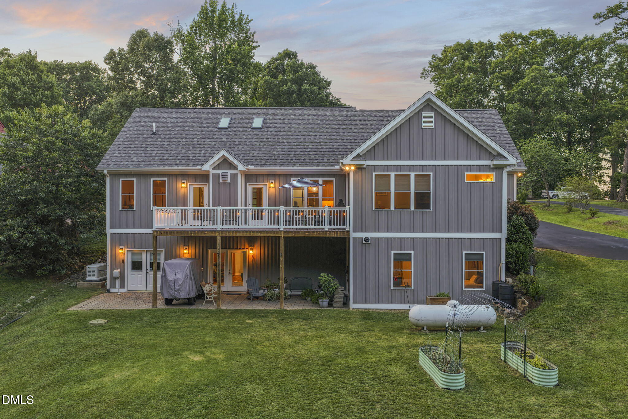 108 Oak View Drive