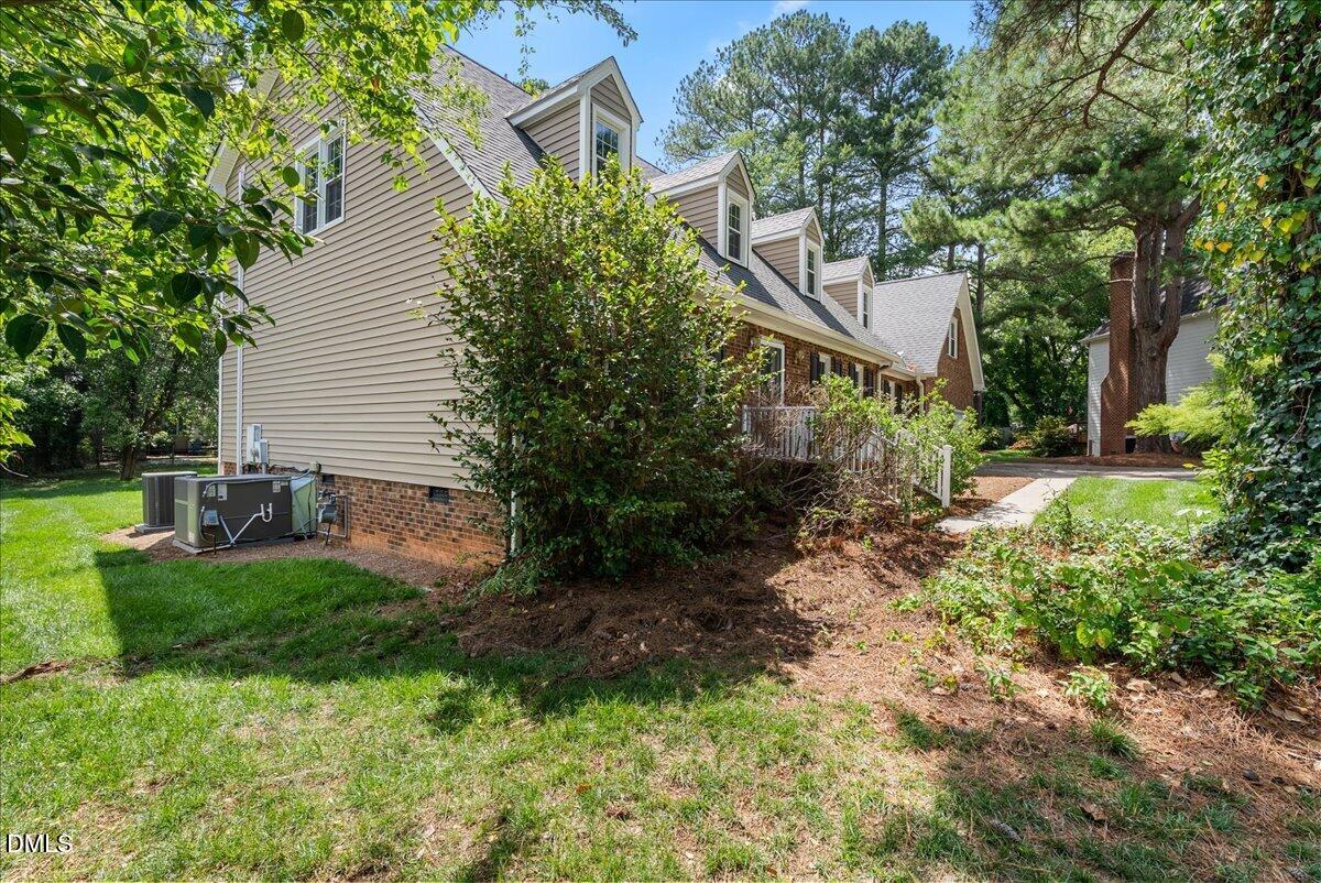 204 Raindrop Court