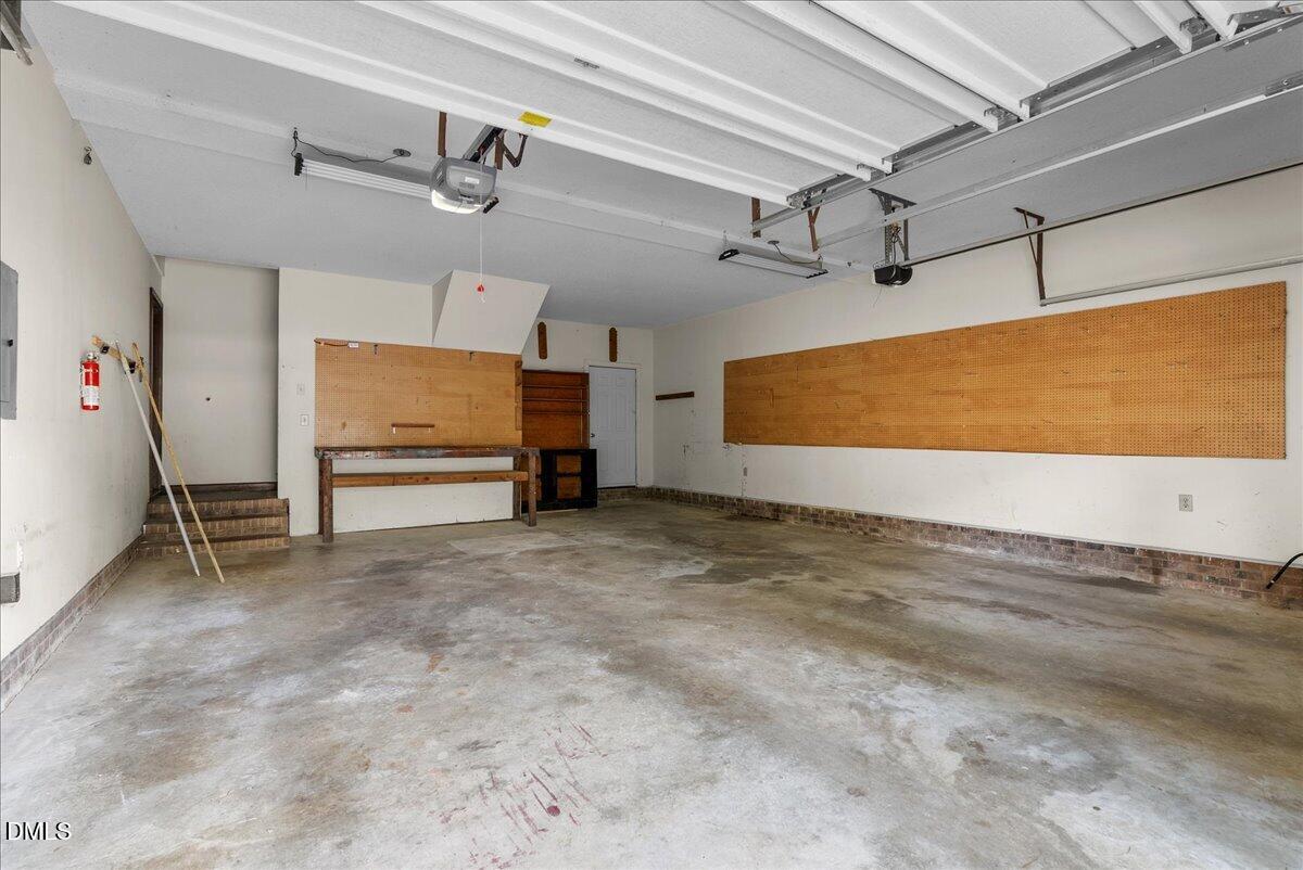 204 Raindrop Court