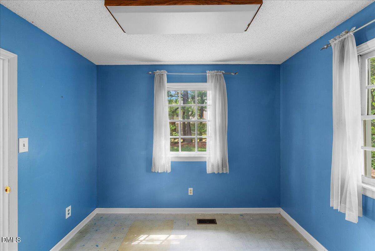204 Raindrop Court