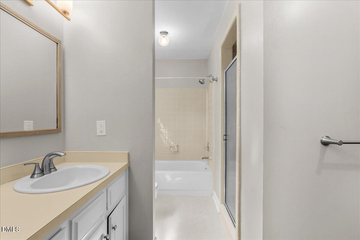 204 Raindrop Court