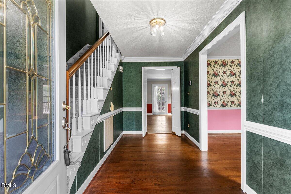 204 Raindrop Court