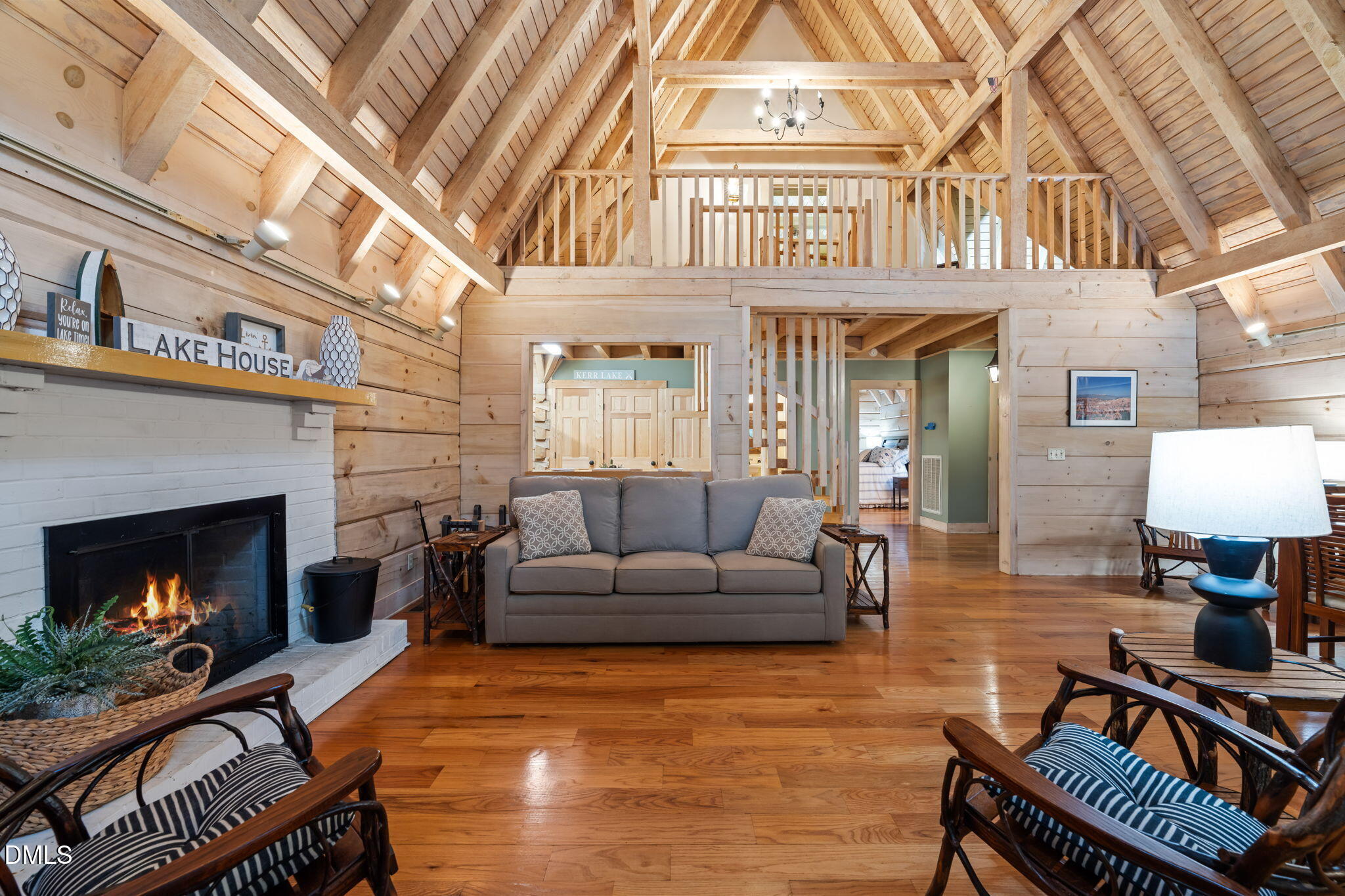 382 W Point Drive