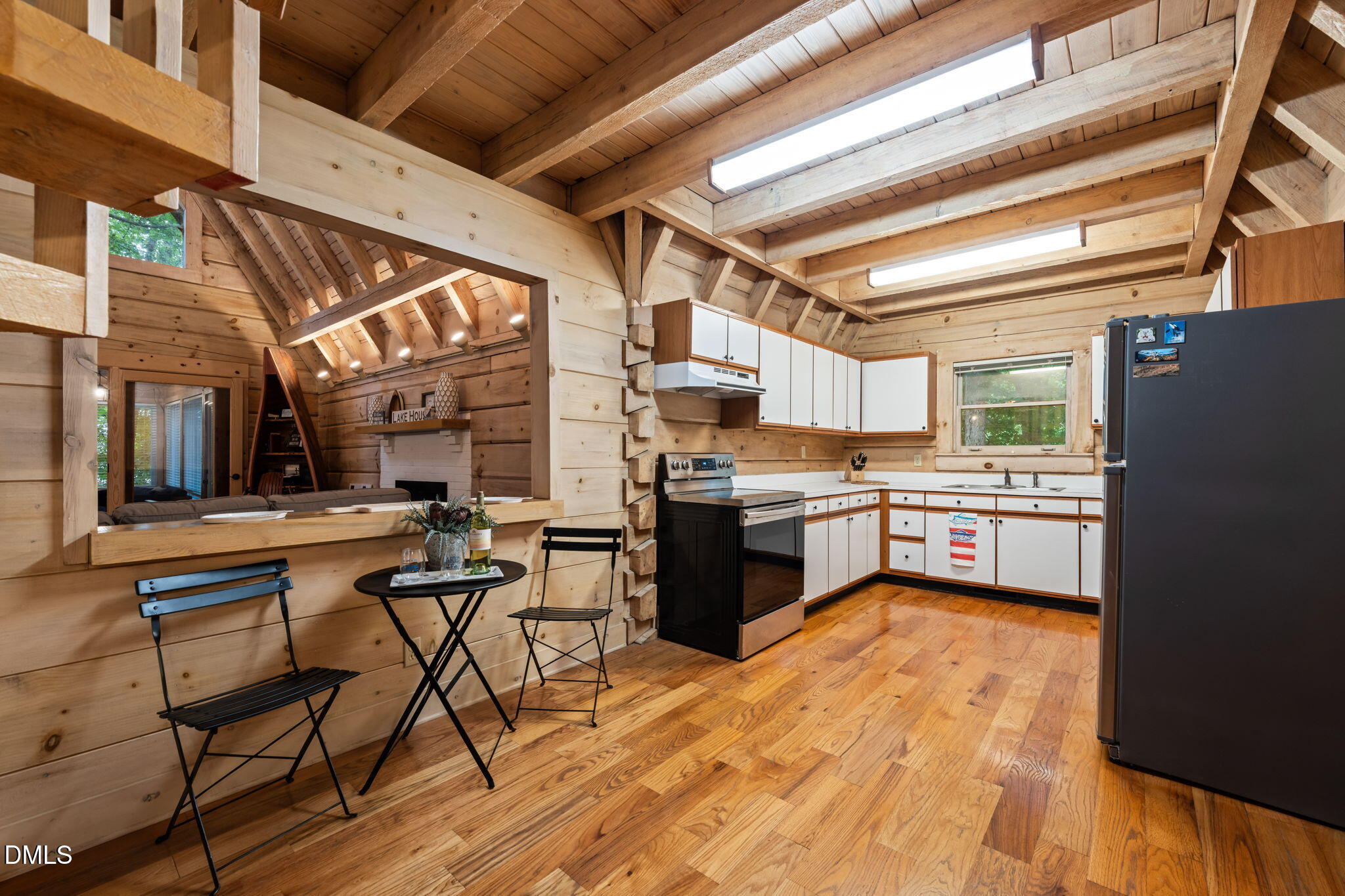 382 W Point Drive