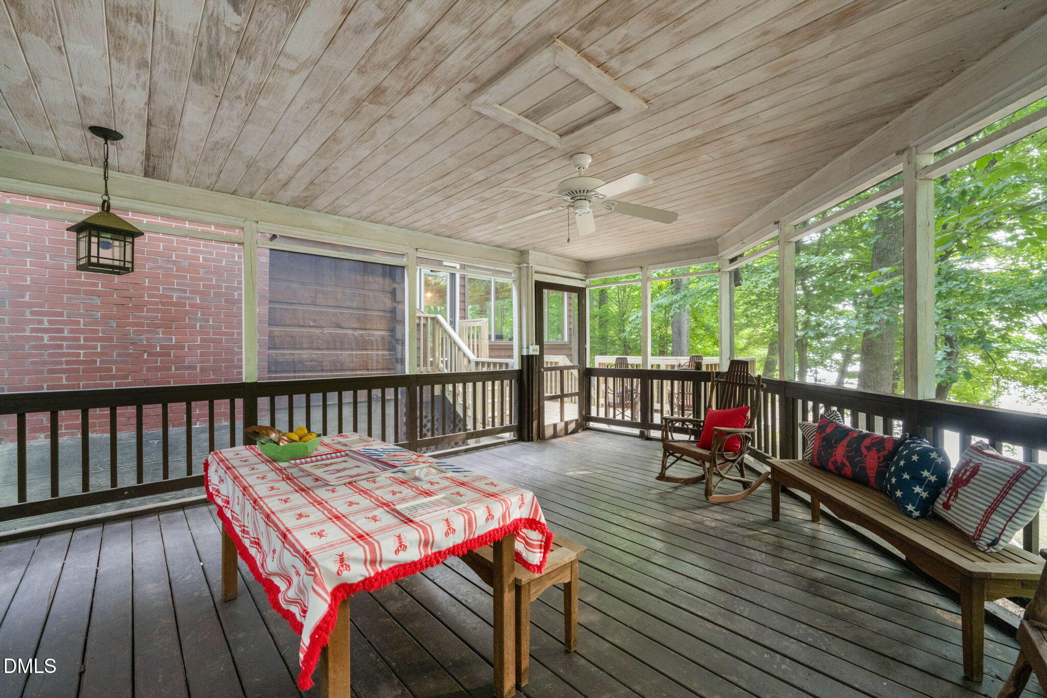 382 W Point Drive