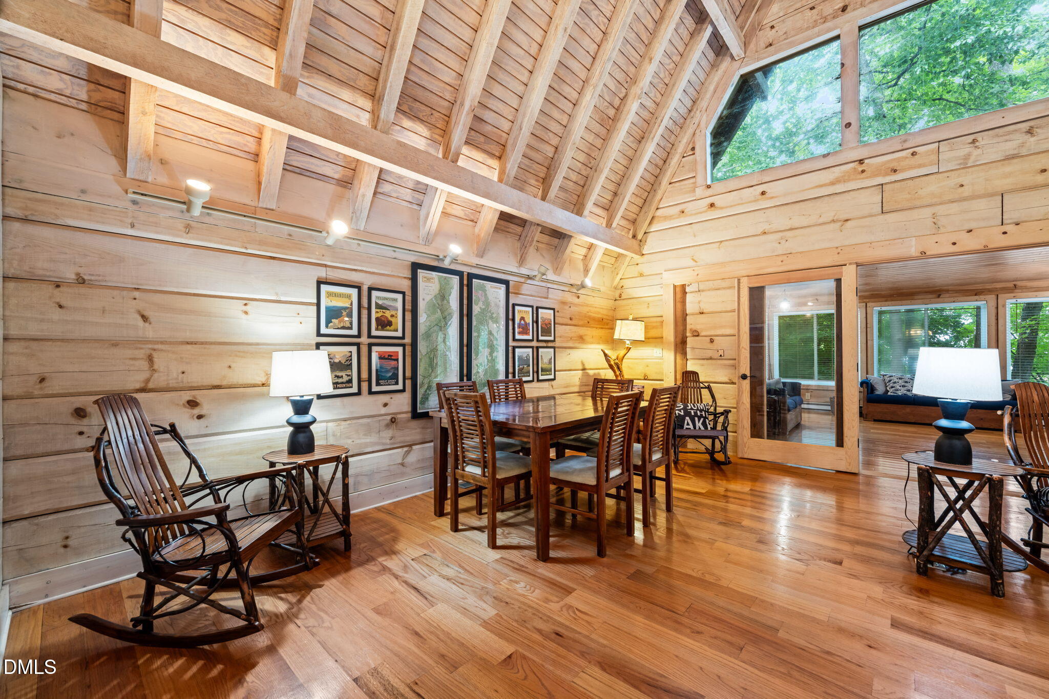 382 W Point Drive
