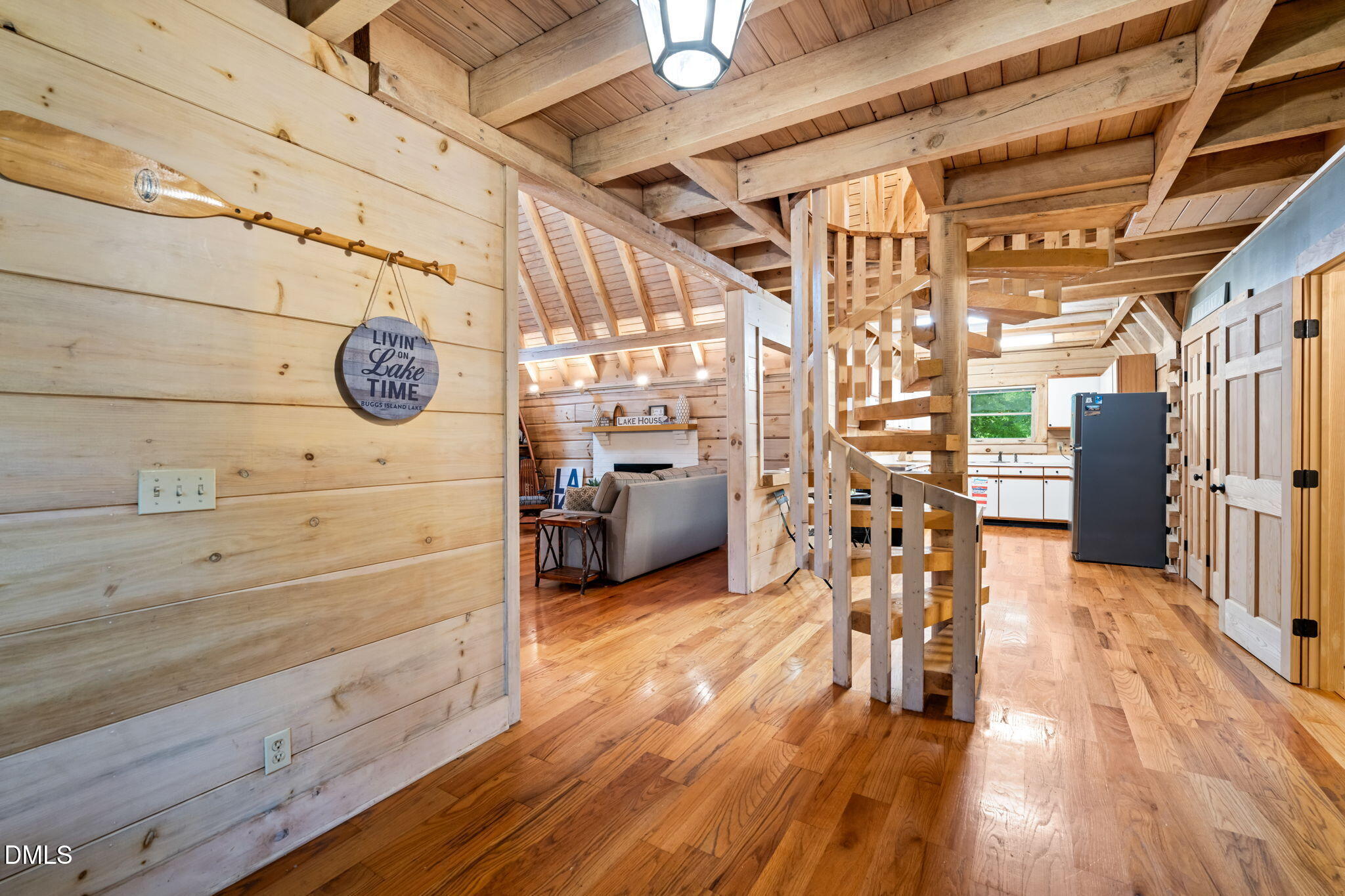 382 W Point Drive
