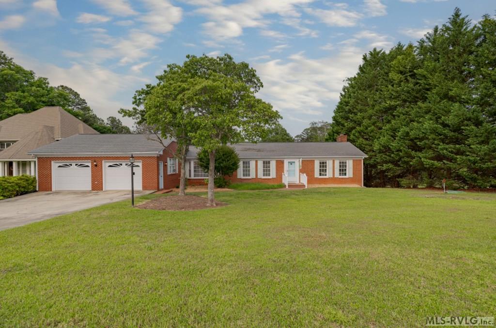 879 Golf Course Road