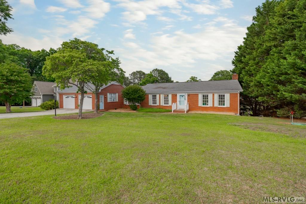 879 Golf Course Road