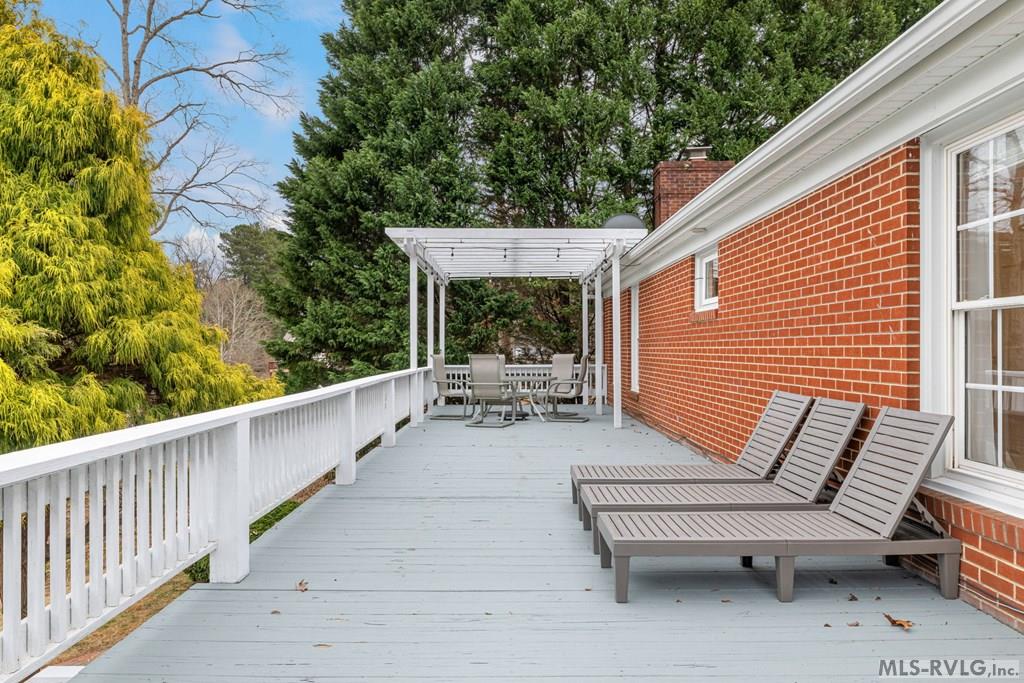 879 Golf Course Road