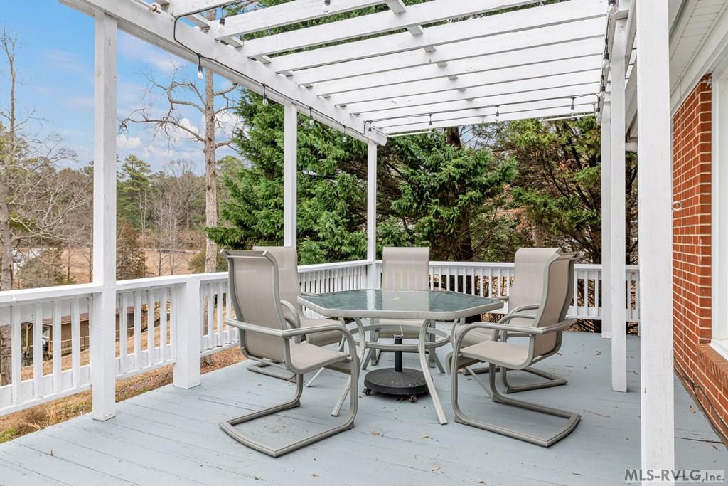 879 Golf Course Road