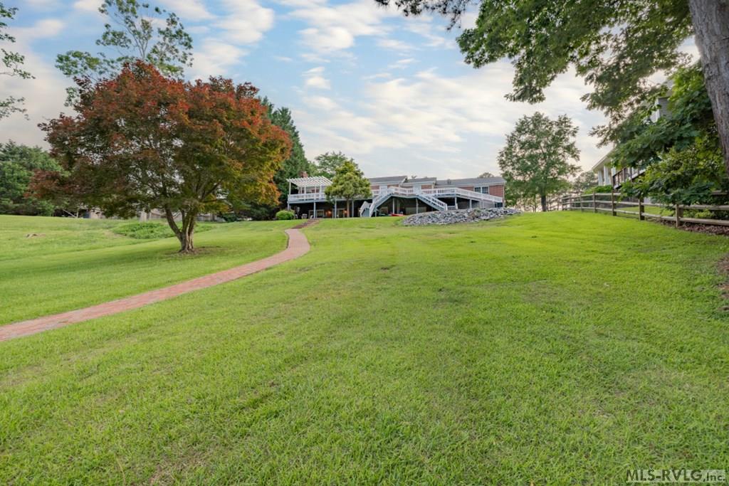 879 Golf Course Road