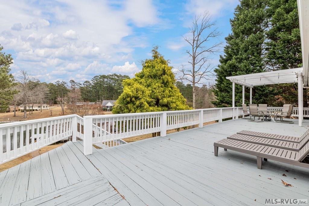 879 Golf Course Road