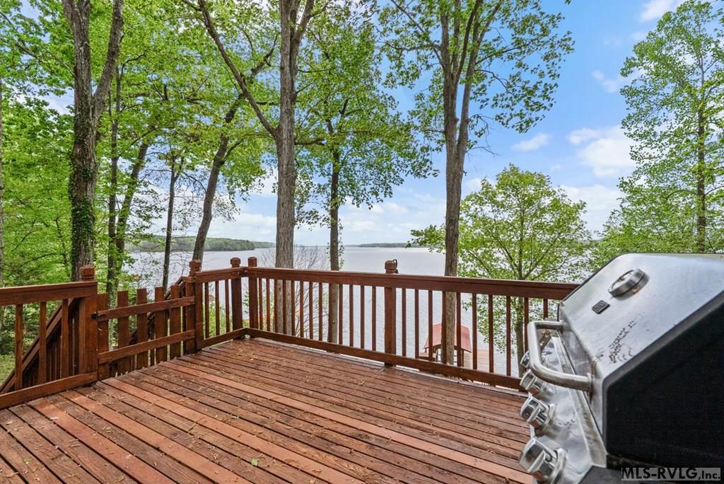107 Lovette Lane