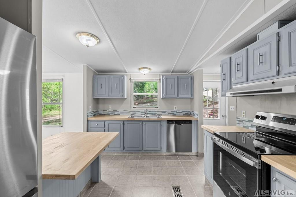 107 Lovette Lane