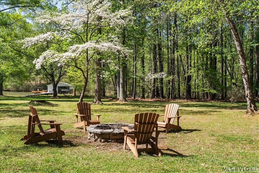 262 Dove Manor Rd