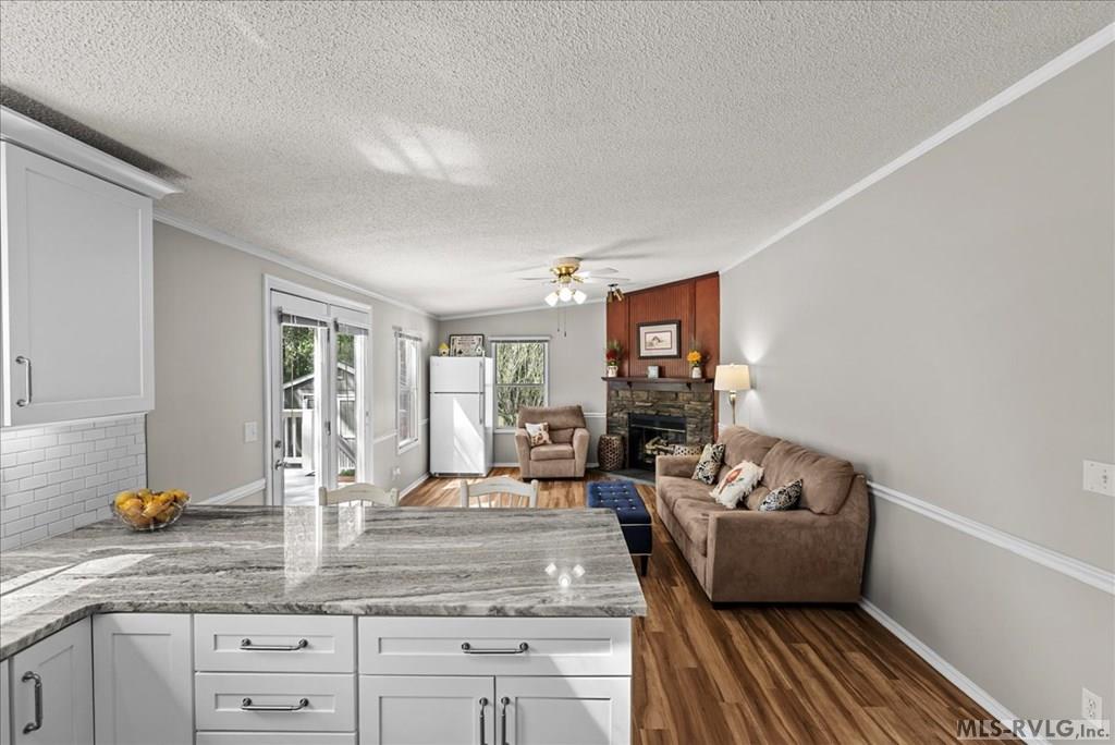 262 Dove Manor Rd