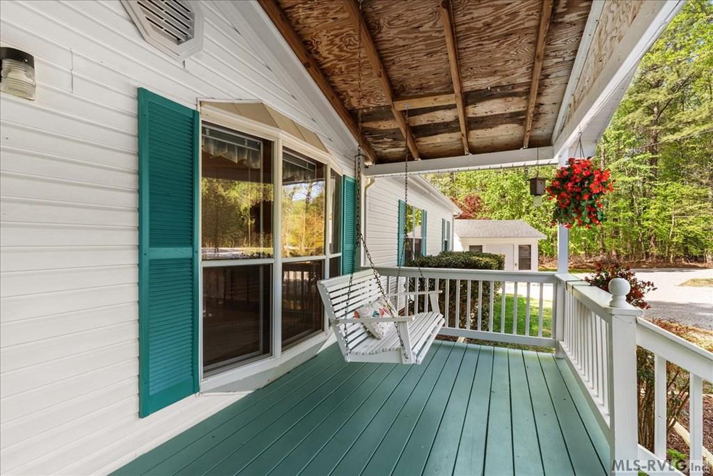 262 Dove Manor Rd