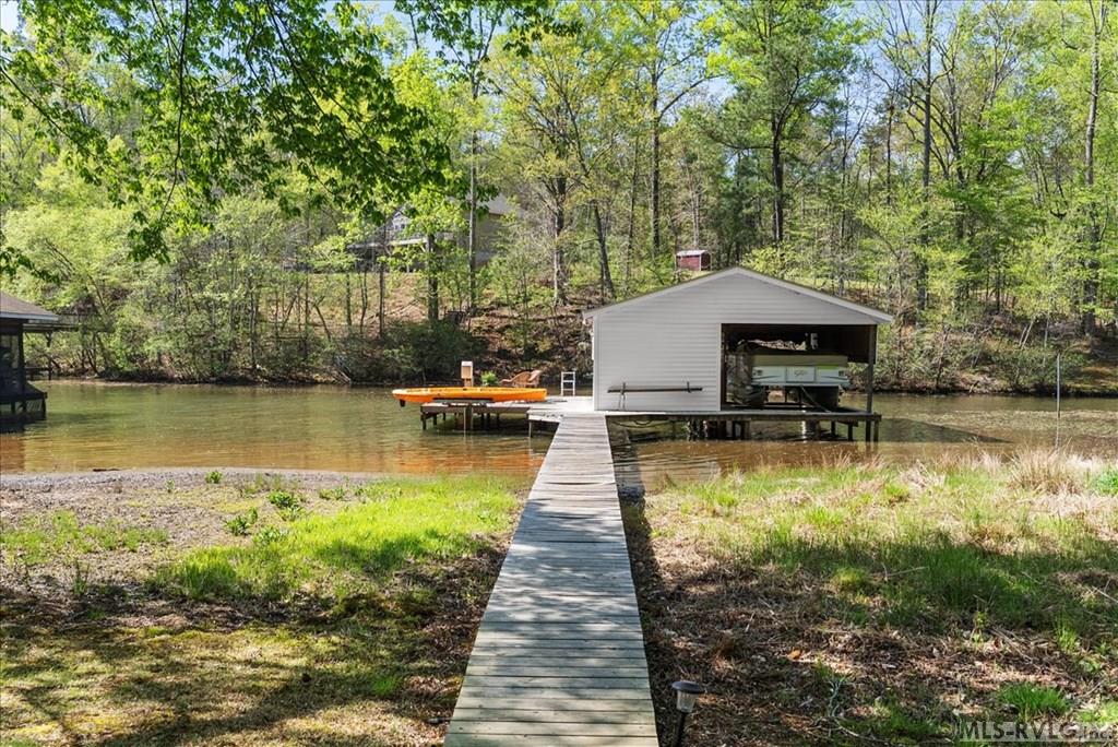 262 Dove Manor Rd