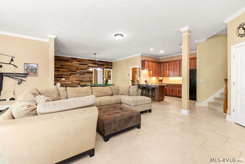 104 West Pointe Drive