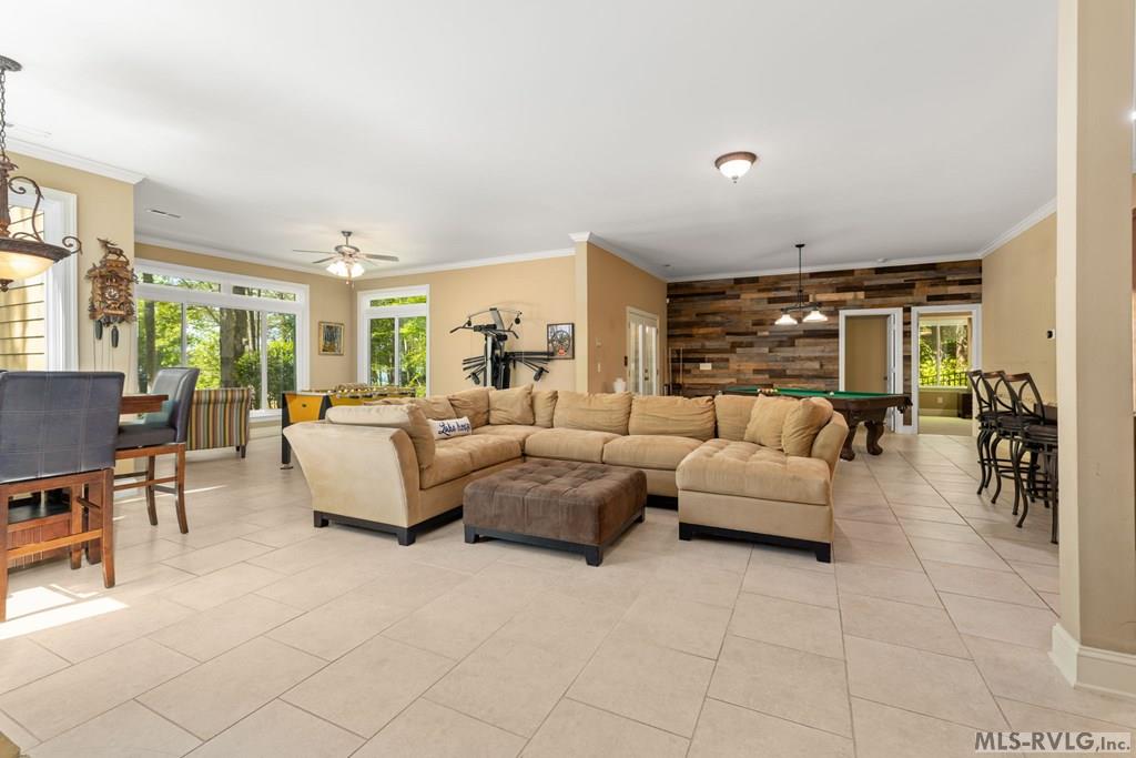 104 West Pointe Drive