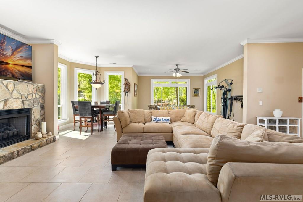 104 West Pointe Drive