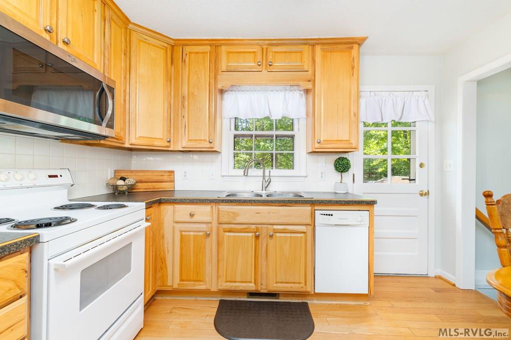 1513 Walnut Drive