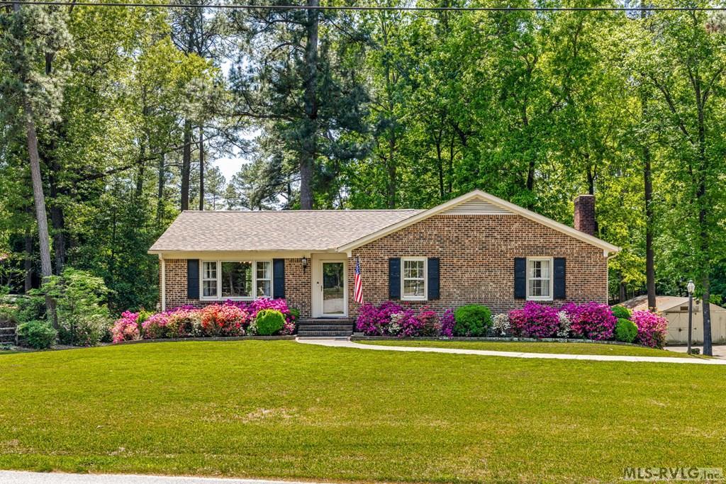 1513 Walnut Drive