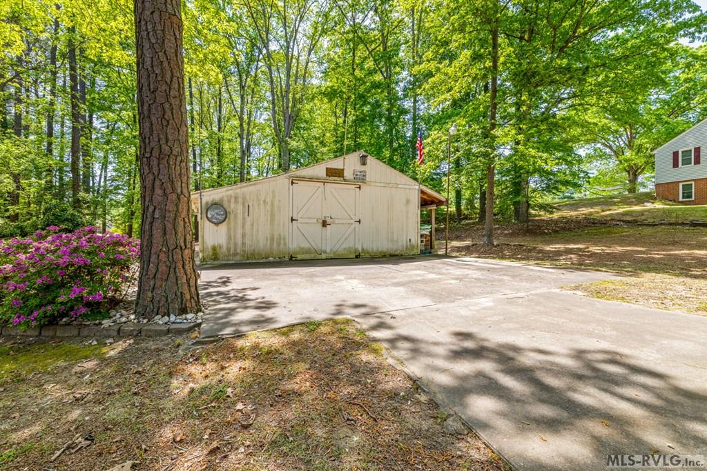 1513 Walnut Drive
