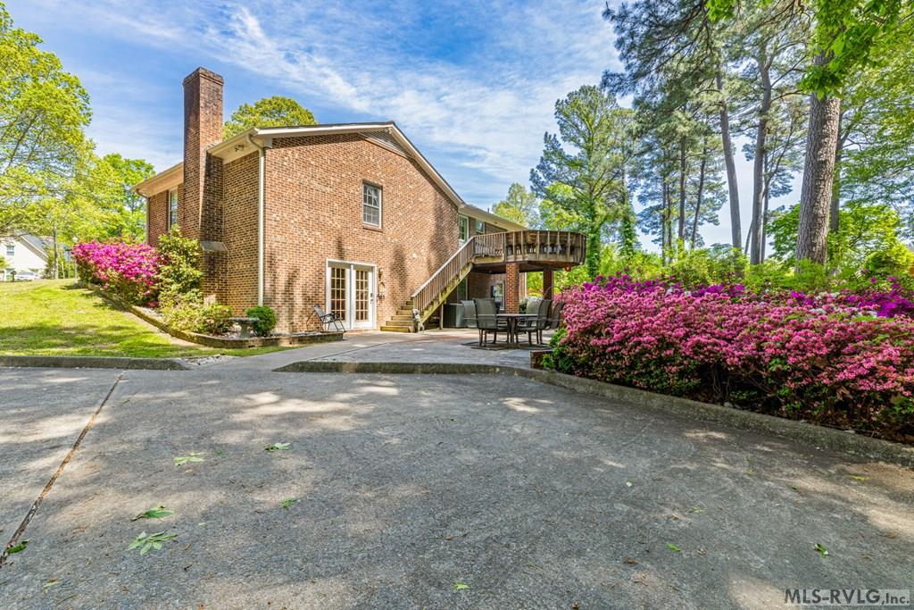 1513 Walnut Drive