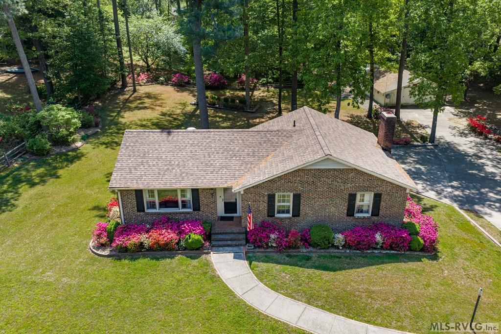 1513 Walnut Drive