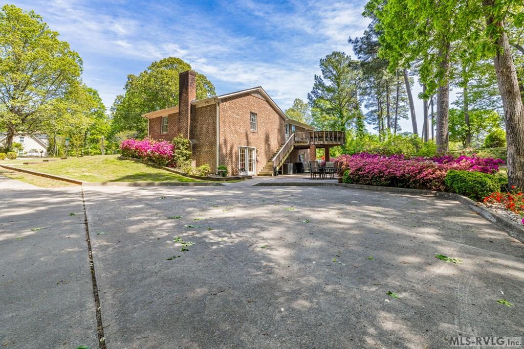 1513 Walnut Drive