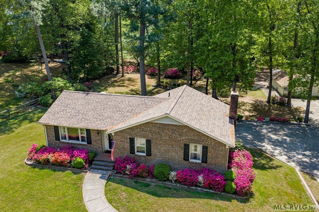 1513 Walnut Drive