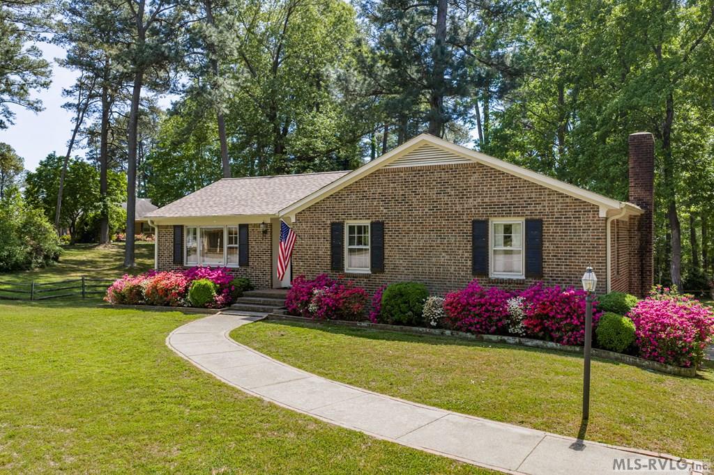 1513 Walnut Drive