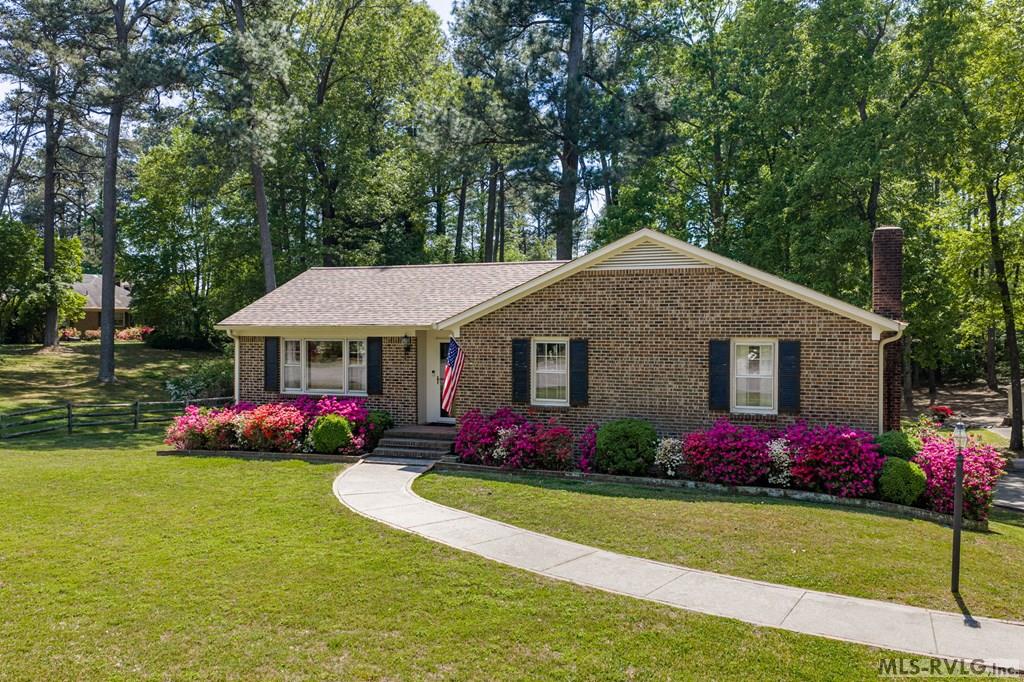 1513 Walnut Drive