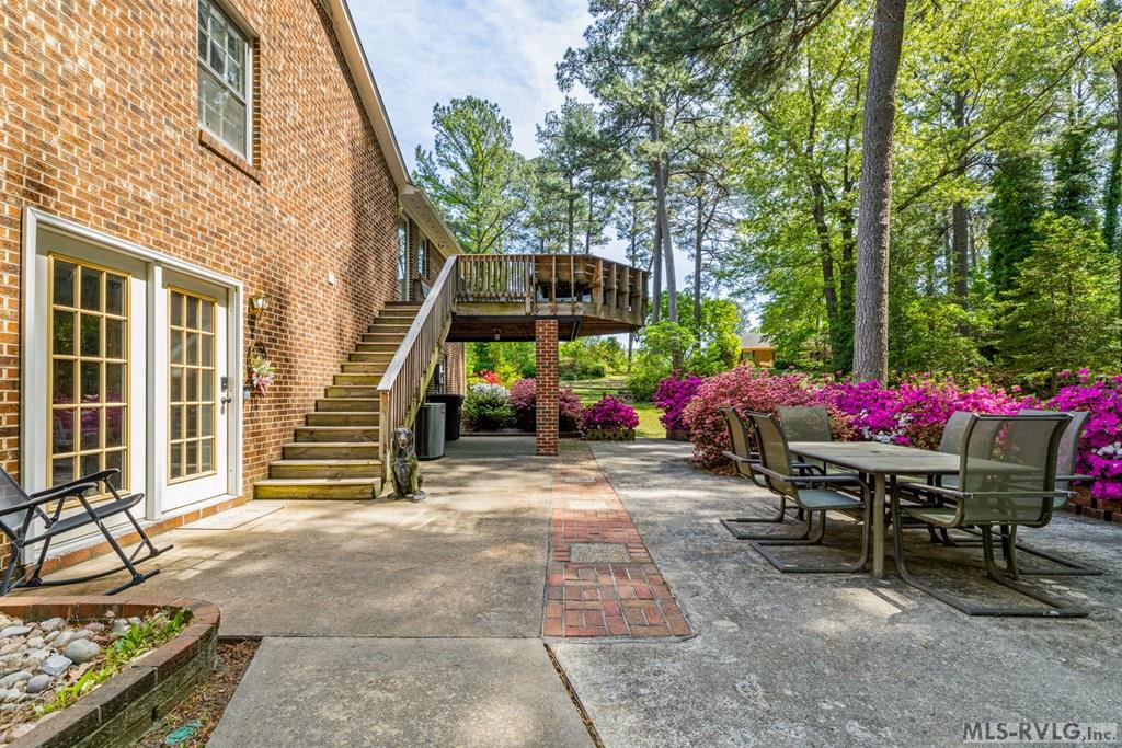 1513 Walnut Drive