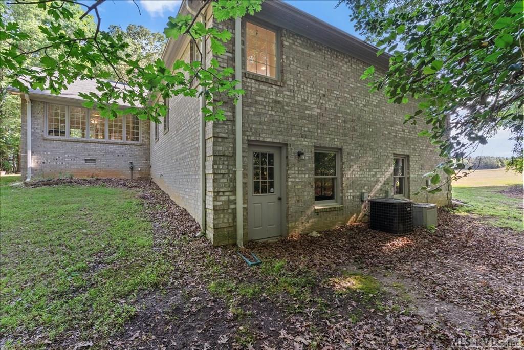350 Flat Rock Rd
