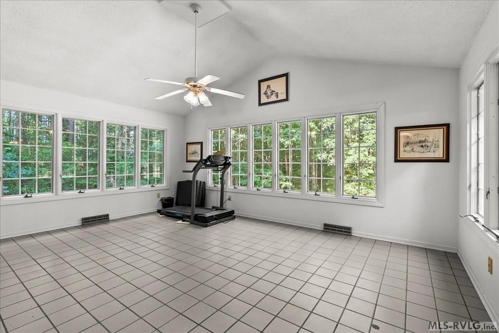 350 Flat Rock Rd