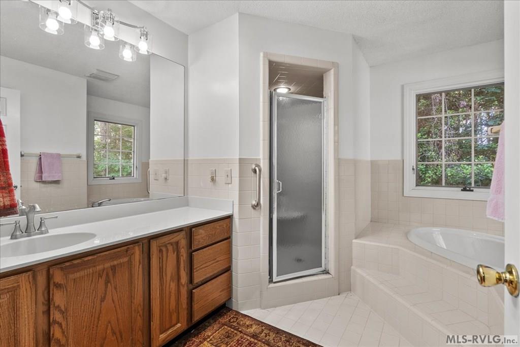 350 Flat Rock Rd