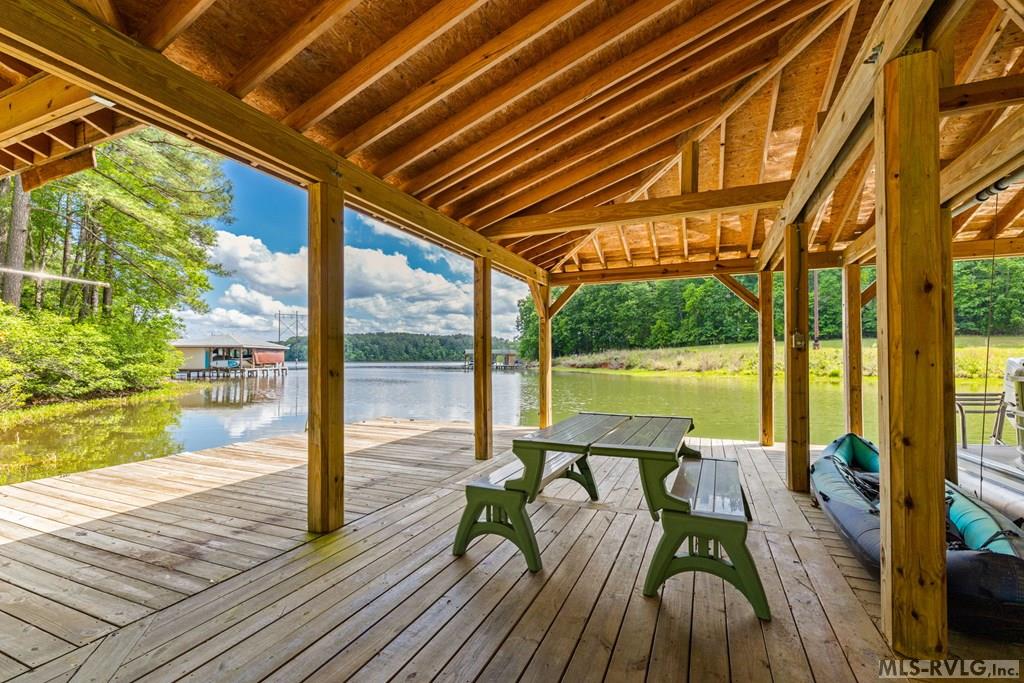 120 East Cove Drive