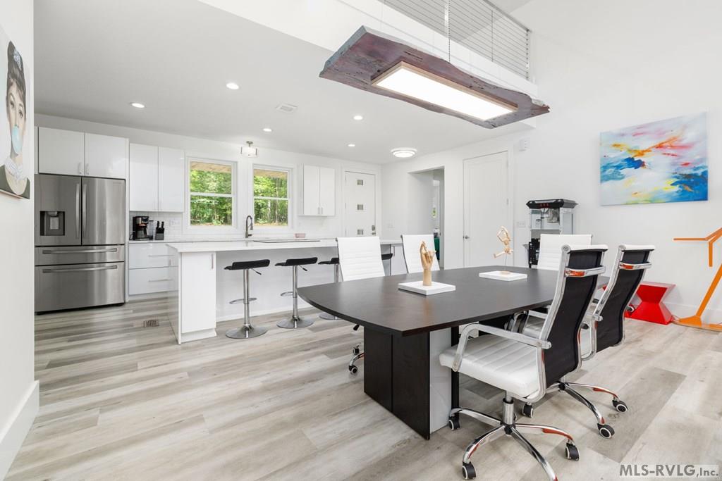 120 East Cove Drive