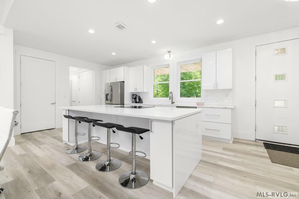120 East Cove Drive