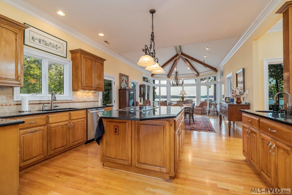 283 Lakewoods Drive
