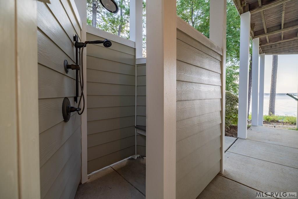 283 Lakewoods Drive