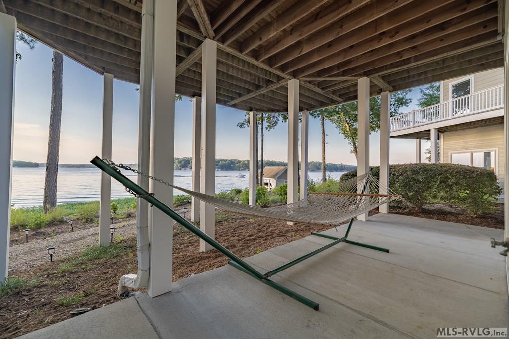 283 Lakewoods Drive