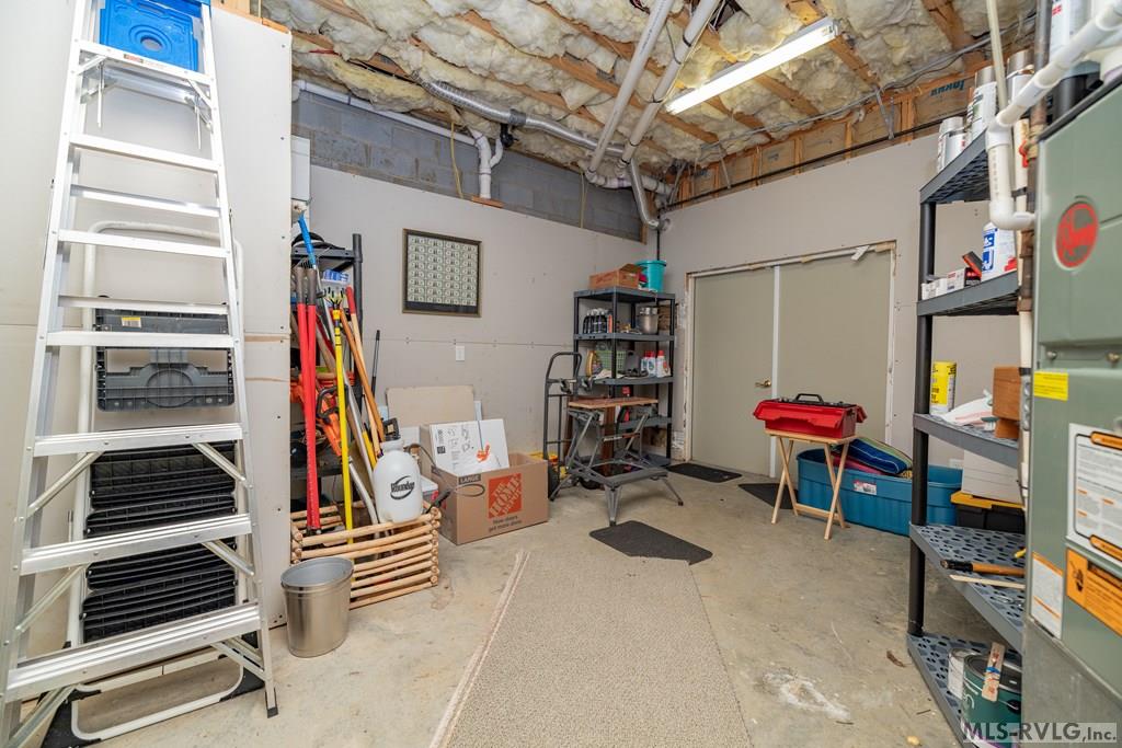 283 Lakewoods Drive