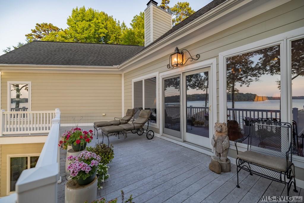 283 Lakewoods Drive