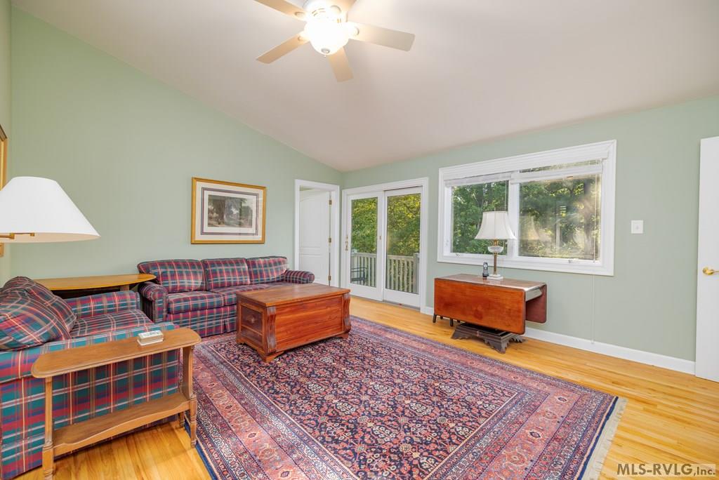 283 Lakewoods Drive